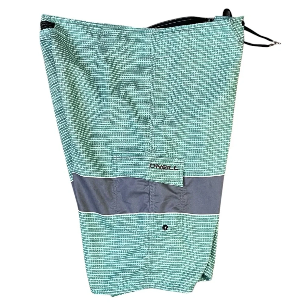 O’Neill Mint Green Gray Striped Board Shorts Men’s Size 34 Surf Swim‎ Beachwear